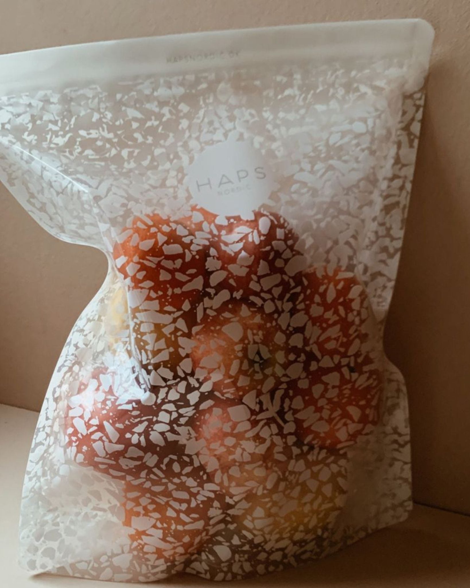 REUSABLE SNACK BAG 5 LITER - Transparent Terrazzo