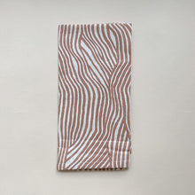 Load image into Gallery viewer, Haps Nordic Textile napkins 4-pack Napkins Terracotta Wave